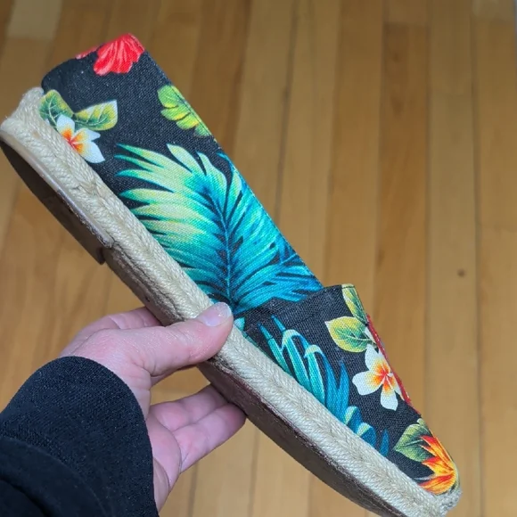 Christian Louboutin Multicolor Floral Espadrilles - Picture 9 of 12